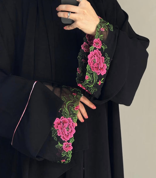 Black Nida Noor e Gul abaya