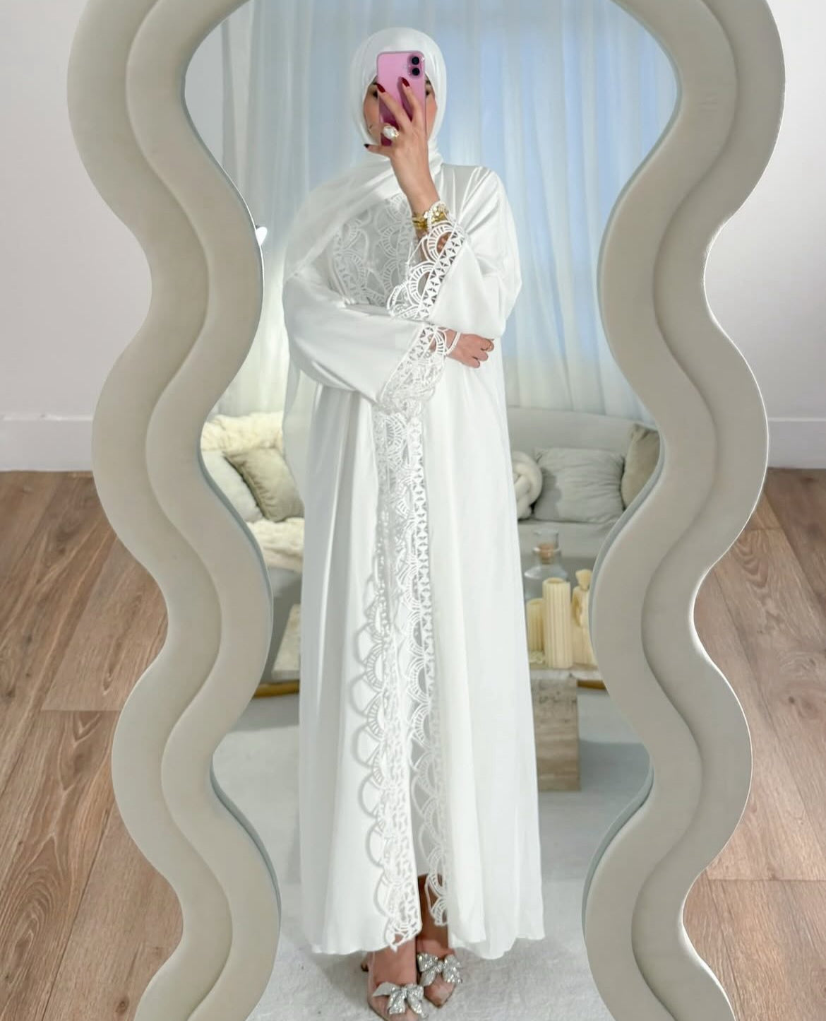White Nida luxe abaya