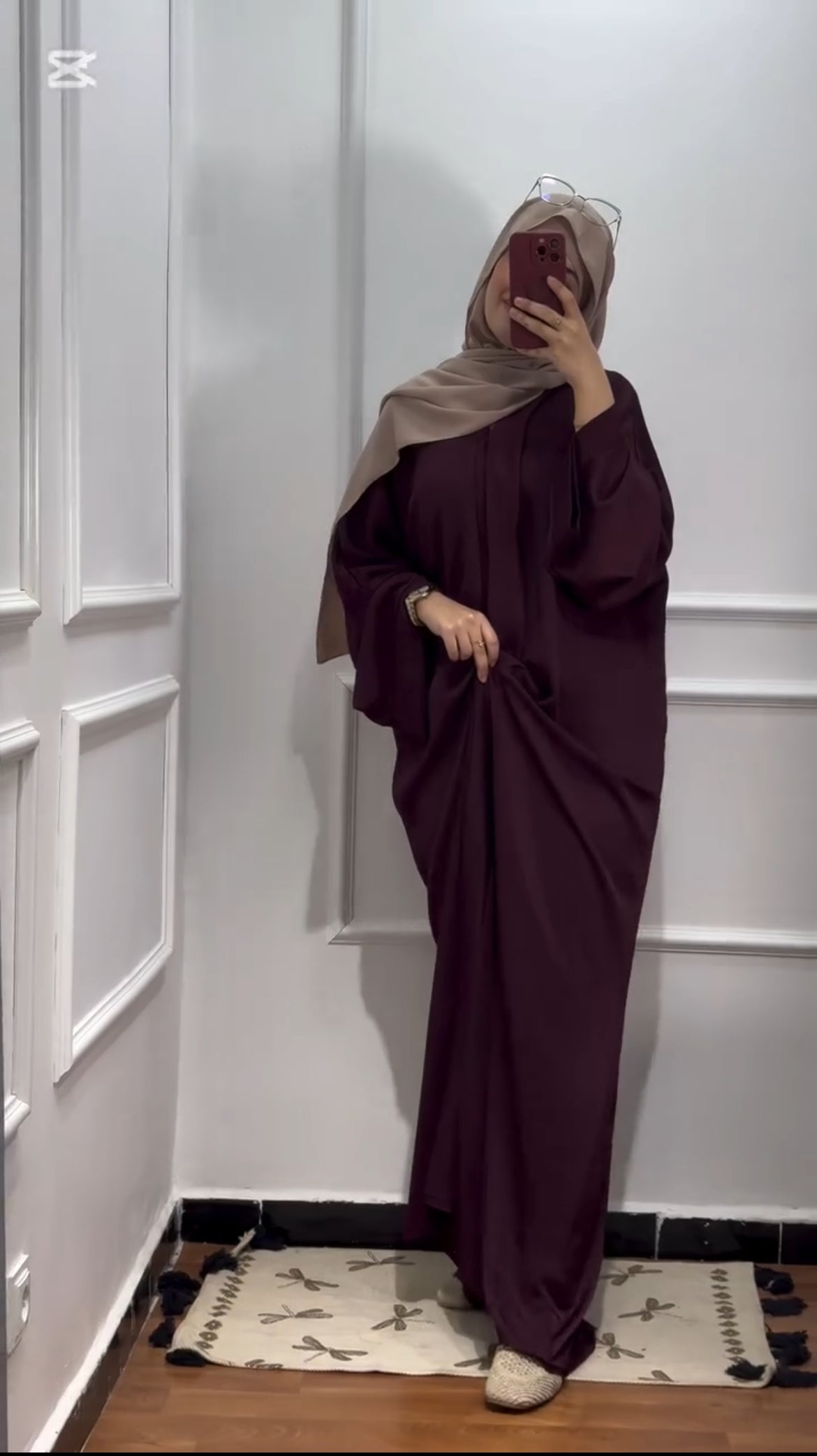 Maroon Zoom Button Abaya